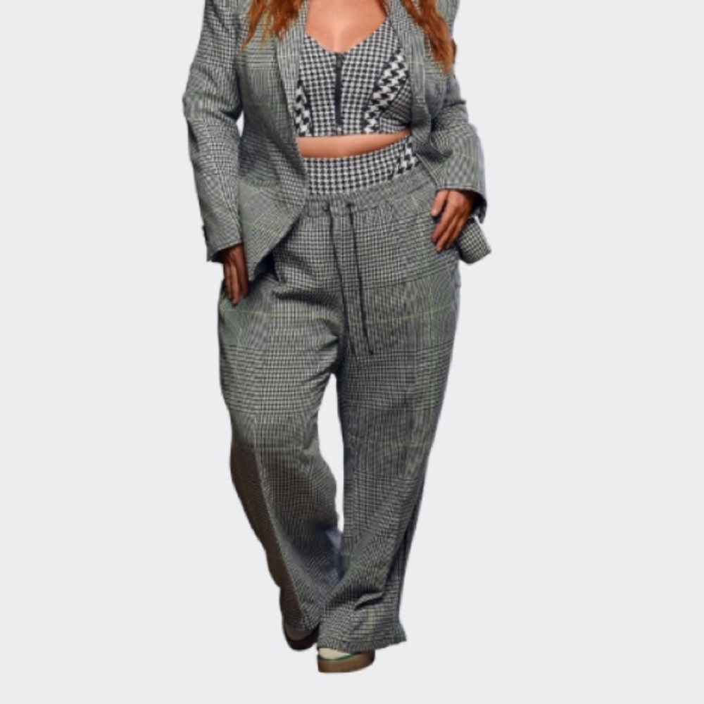 Checked Grey Wide-Leg Drawstring Pants - Picture 4 of 13
